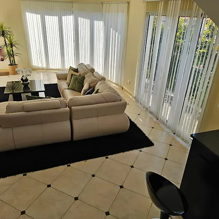 Дом отдыха Jose & Idalina House