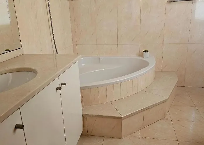 Jose & Idalina House 度假居 丰沙尔