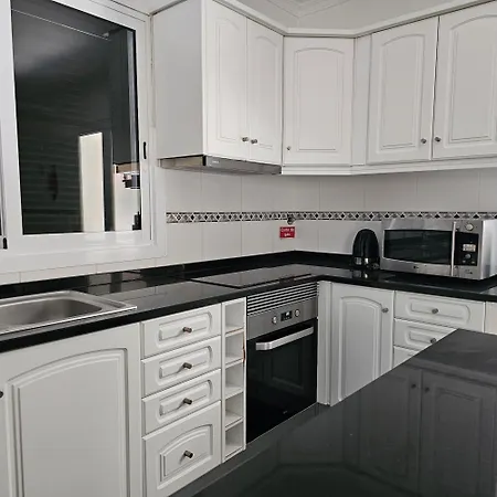 בית נופש Jose & Idalina House פונשל